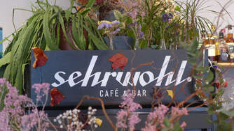 Café Sehrwohl: Espresso-Stop bei Xenja