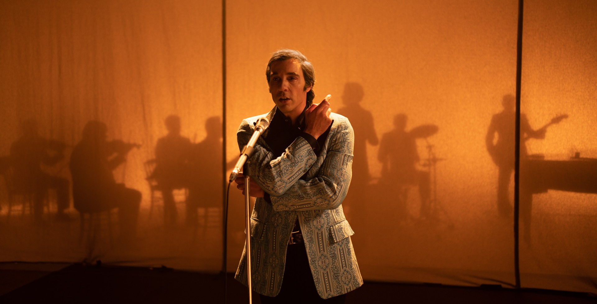 Bilder aus Monsieur Aznavour
