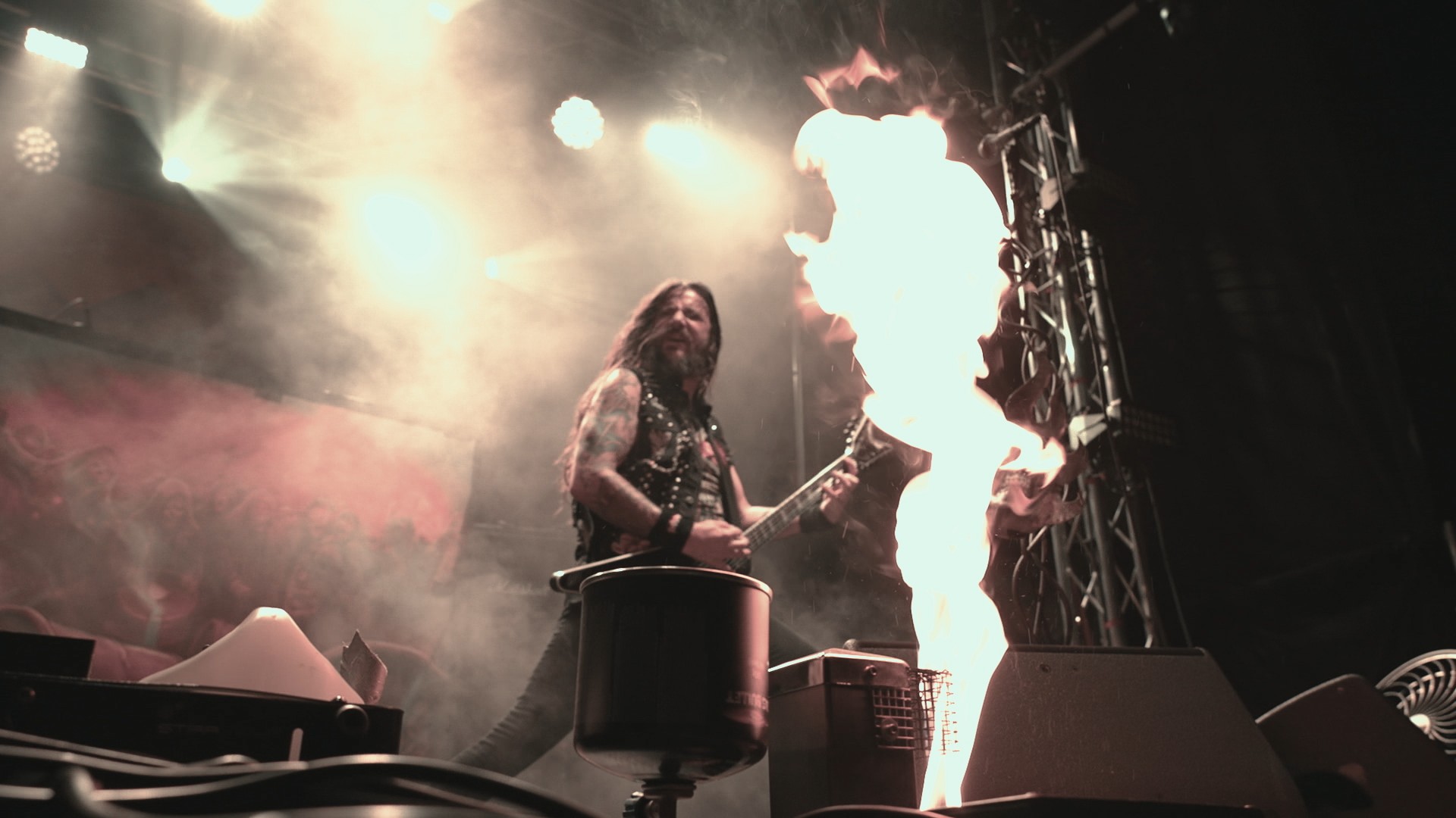 Bilder aus The Art of Destruction