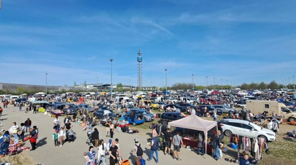 Flohmarkt auf dem Messegelände Riem am 5.9.