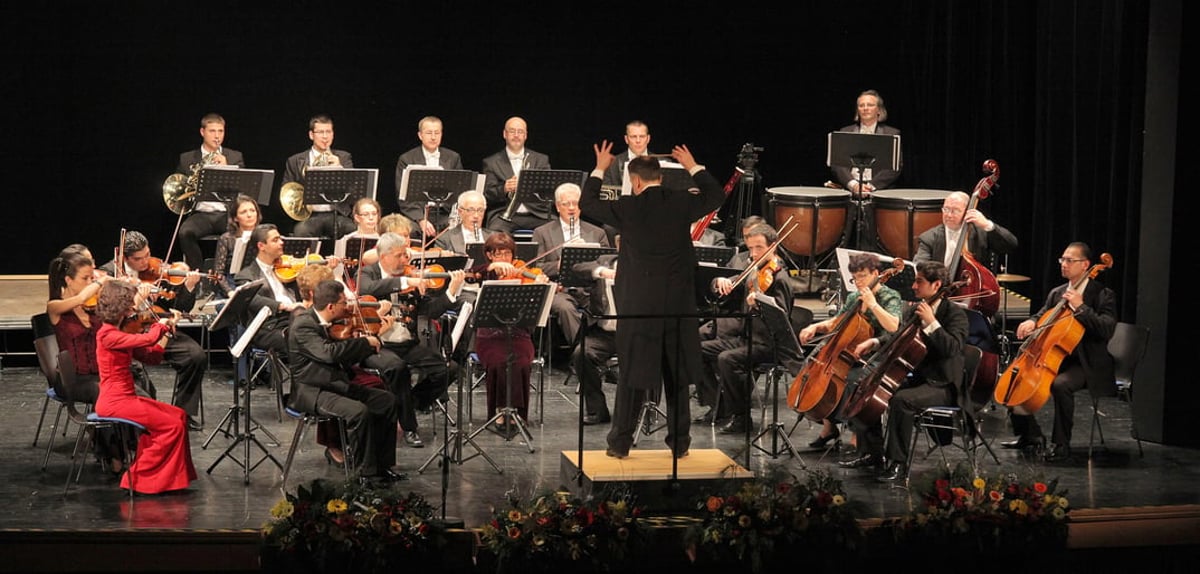 Silvesterkonzert: Unterhaching grüßt Wien – Ungarische Kammerphilharmonie