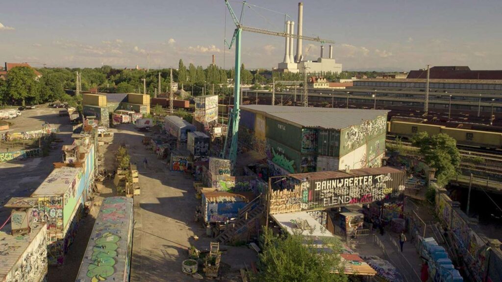 Osterparty München: Bahnwärter Thiel