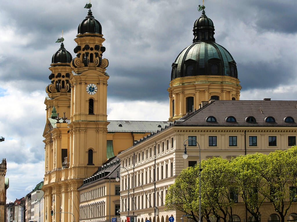 Theatinerkirche am Odeonsplatz