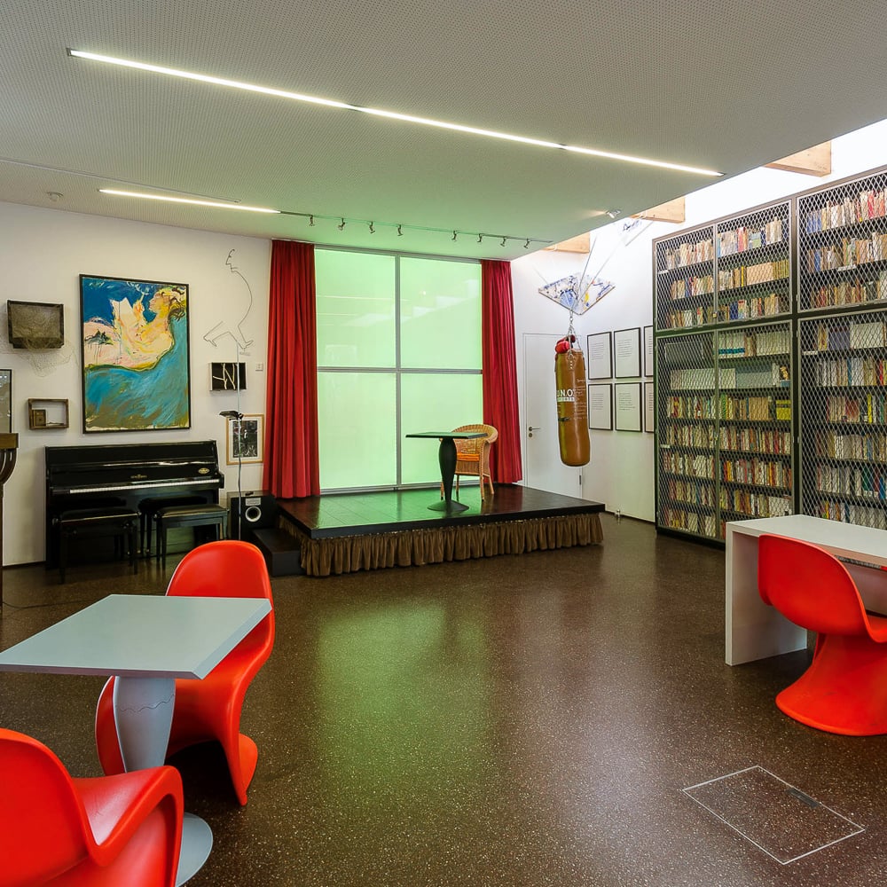 Bibliothek München: Büchereien in München: Lyrik Kabinett