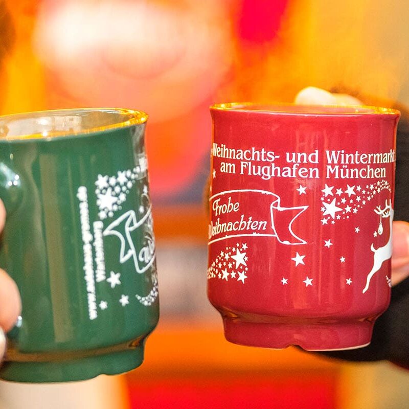 Schlittschuhlaufen München, Eislaufen München: Weihnachtsmarkt am Flughafen