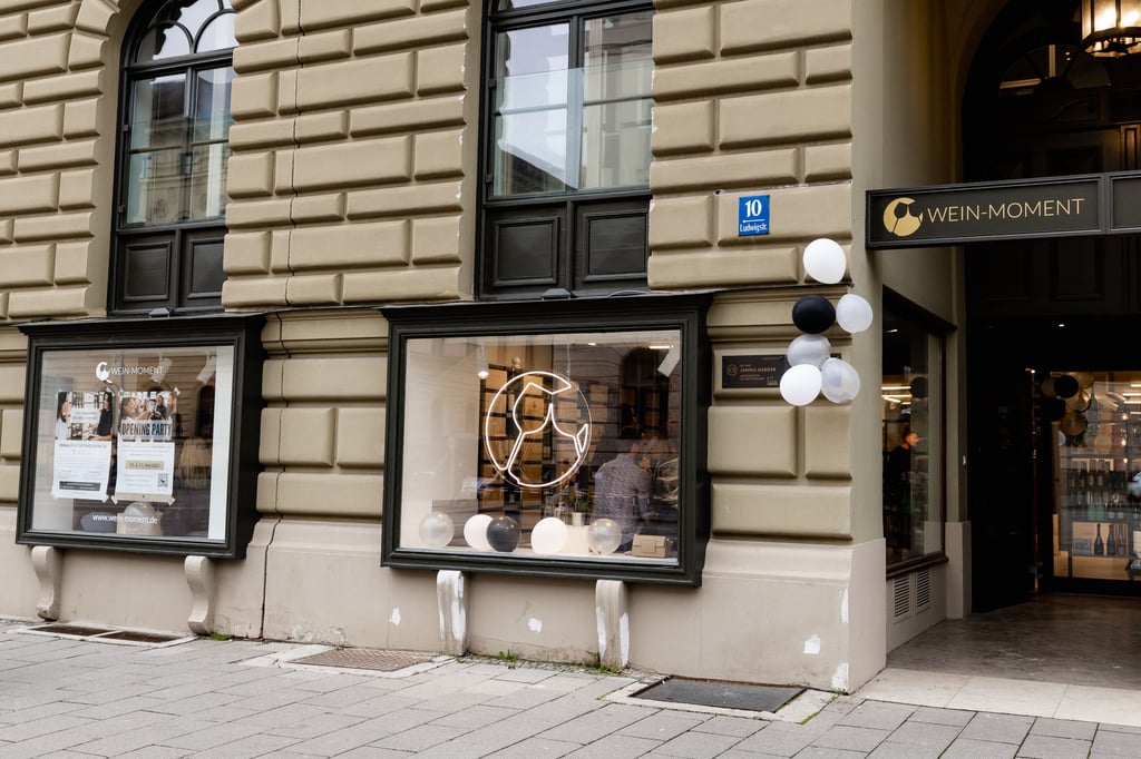 Wein-Moment Store München von außen