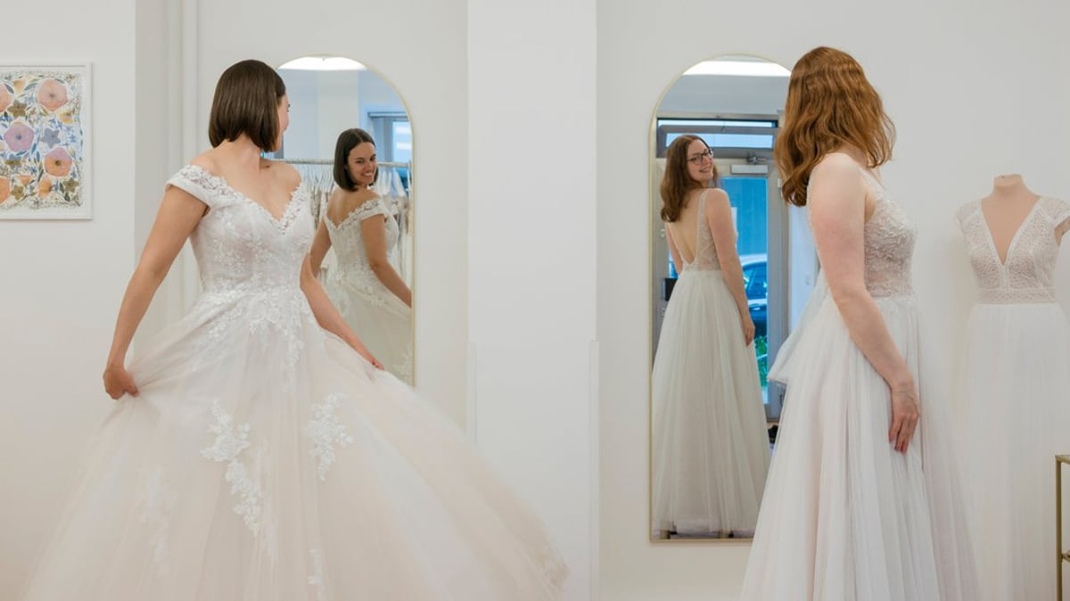 Brautkleid Pop-Up Store mit Blumenkunst
