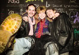 dieBÜHNE: Fruchtiger Beigeschmack