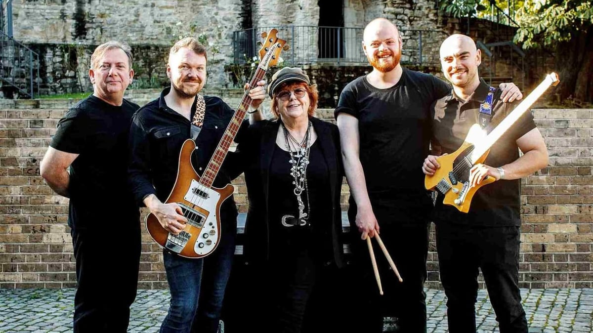 Maggie Reilly