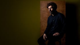 José González