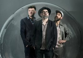 Matti Klein Soul Trio – Bouncin‘ in Bubbleverse