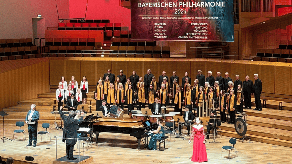 Bayerische Philharmonie: Carl Orff – Der Mond