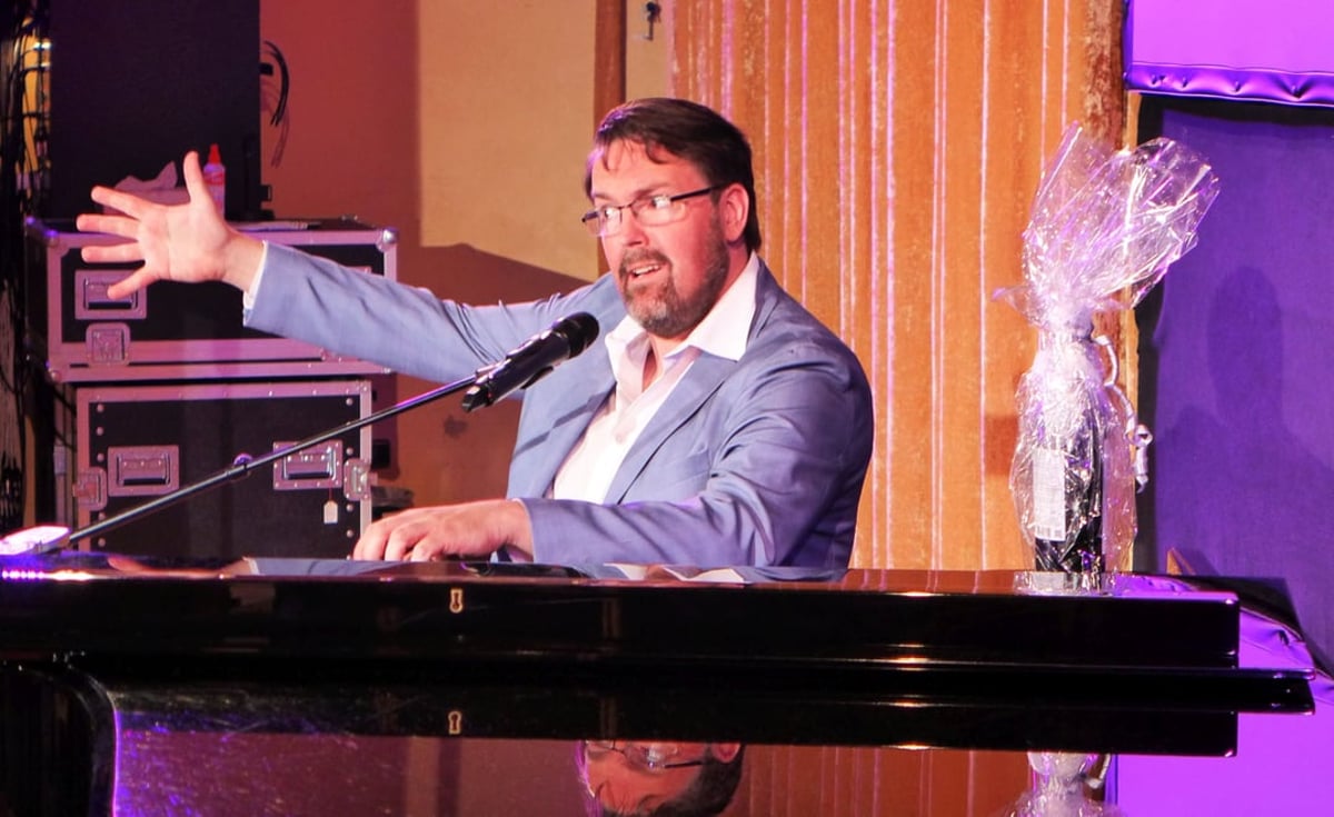 Das Ratschkartell: André Hartmanns Talk mit prominenten Gästen