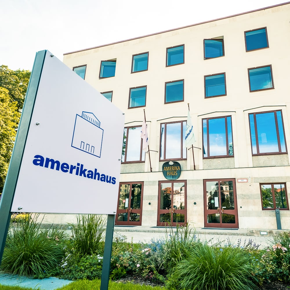 Bibliothek München: Büchereien in München: Bibliothek im Amerikahaus