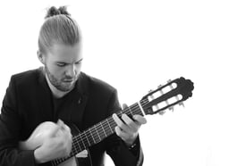 WIS: Philipp Schiepek Trio: Meadows and Mirrors