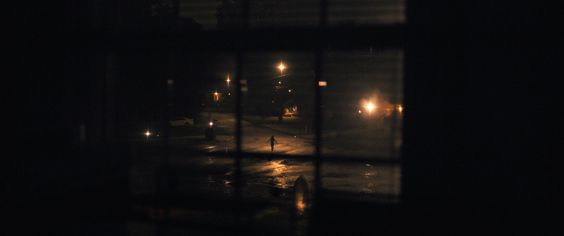 Bilder aus Weapons - Die Stunde des Verschwindens