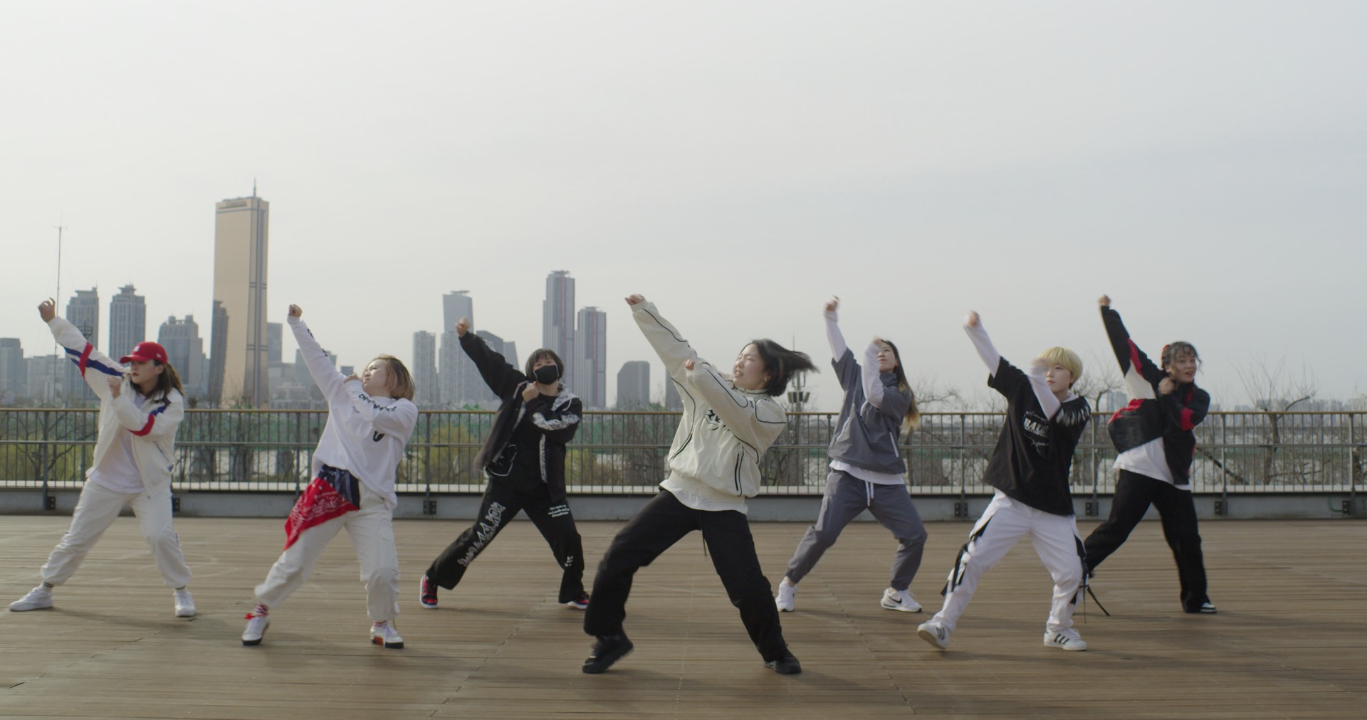 Bilder aus BTS Army: Forever We Are Young