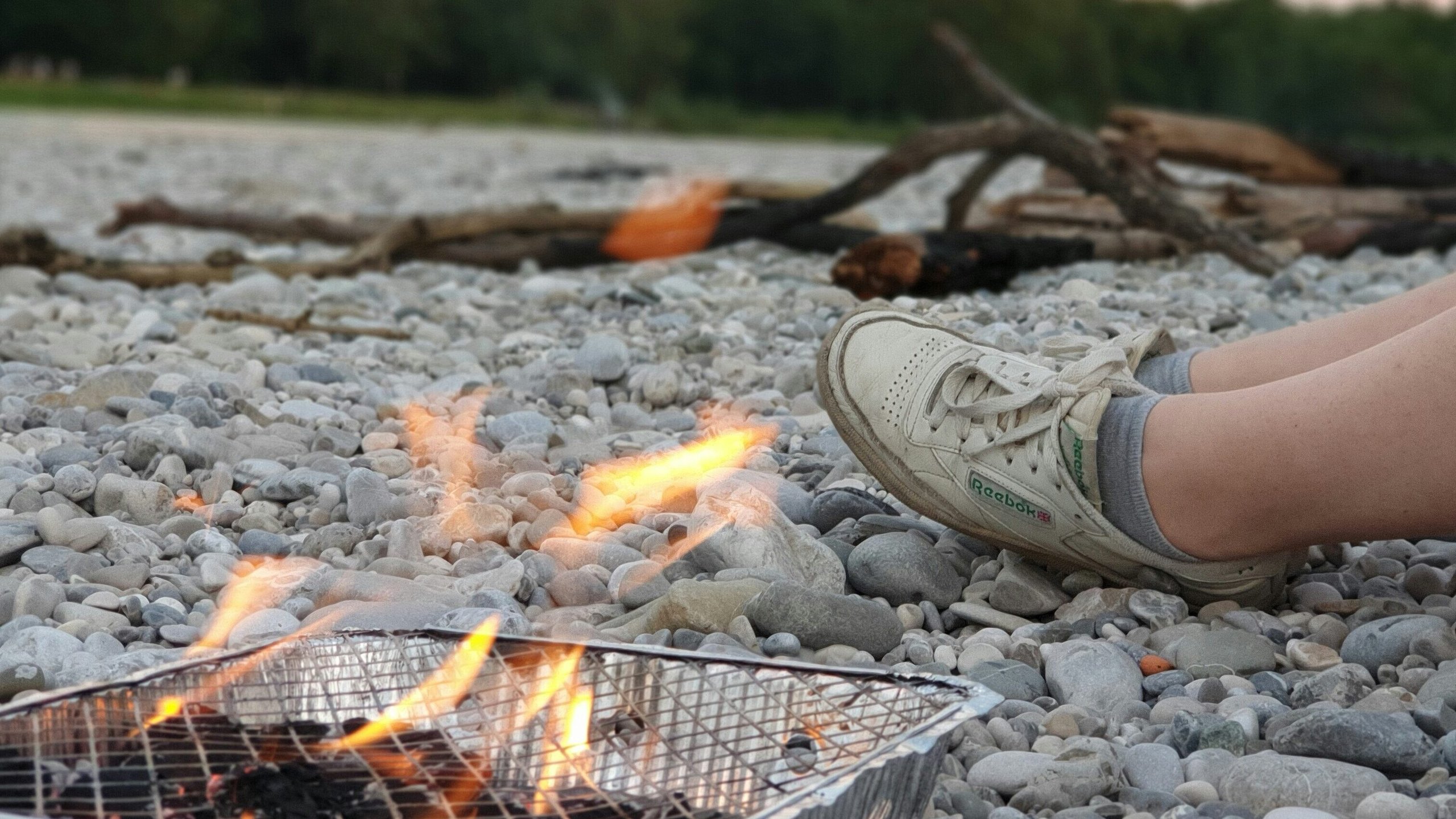 Baden an der Isar / in der Isar baden: Grillen