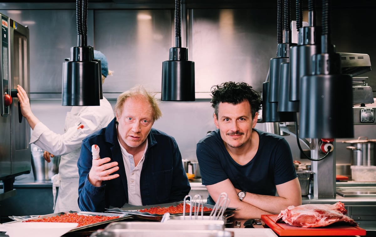 Kabarett und Comedy im April: Wo’s raucht, wird’s lustig