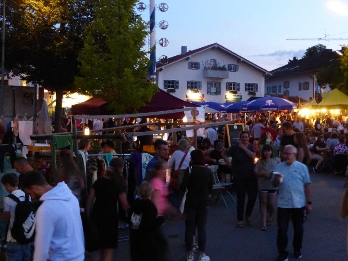 Glonner Nachtflohmarkt