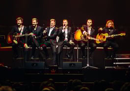 Bee Gees by Maincourse