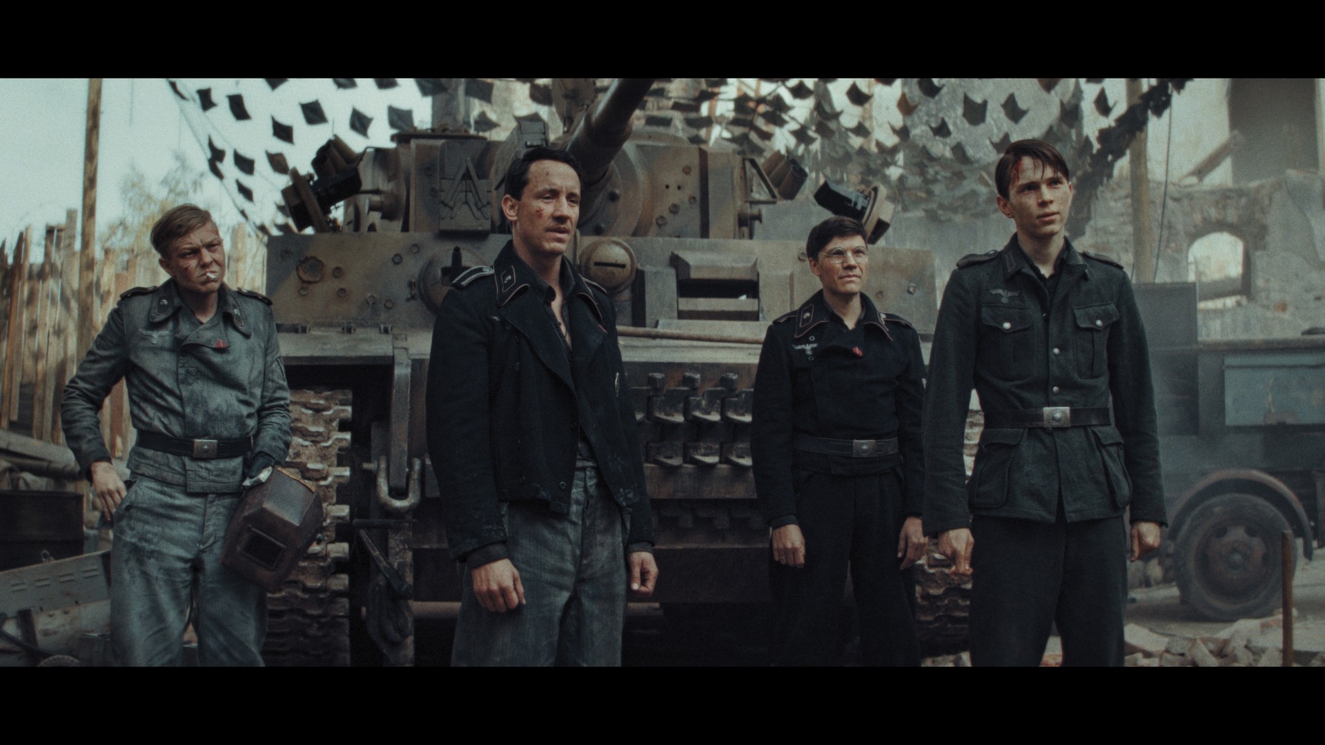 Bilder aus Der Tiger