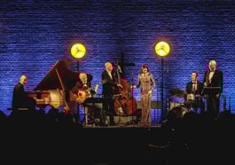Chris Hopkins‘ Swinging Christmas