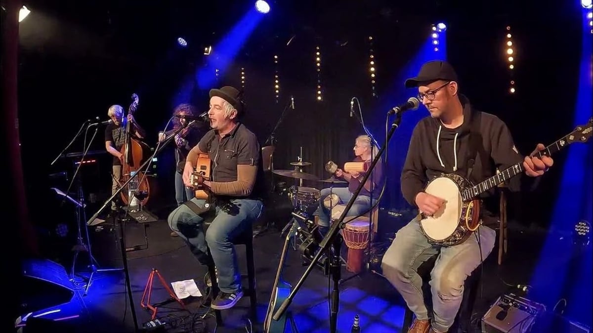 Axel Le Rouge & Le Reste de Vin