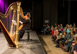 Münchner Philharmoniker: Saison 2025/26 – Profis zum Anfassen – Harfe