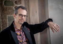 Andreas Skouras:  Mit Hölderlin am Klavier