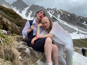 Electro & Beatz im im Dezember: Zwischen Hosenenergie und Avantgarde