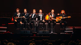 Bee Gees by MainCourse
