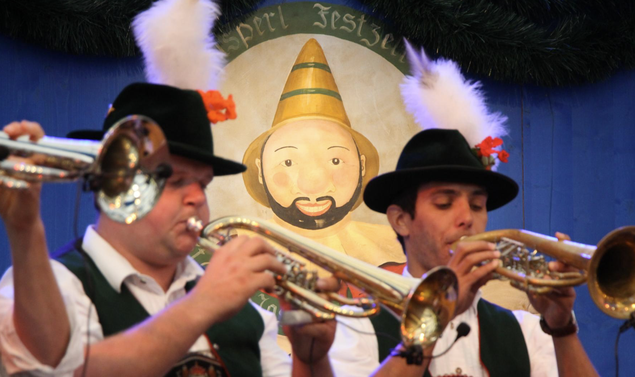 Tradition im Zeichen des Herzkasperl