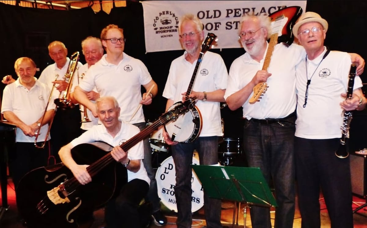 Old Perlach Roof Stompers