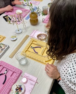 Kreative Auszeit: Schmuck-Workshops in München