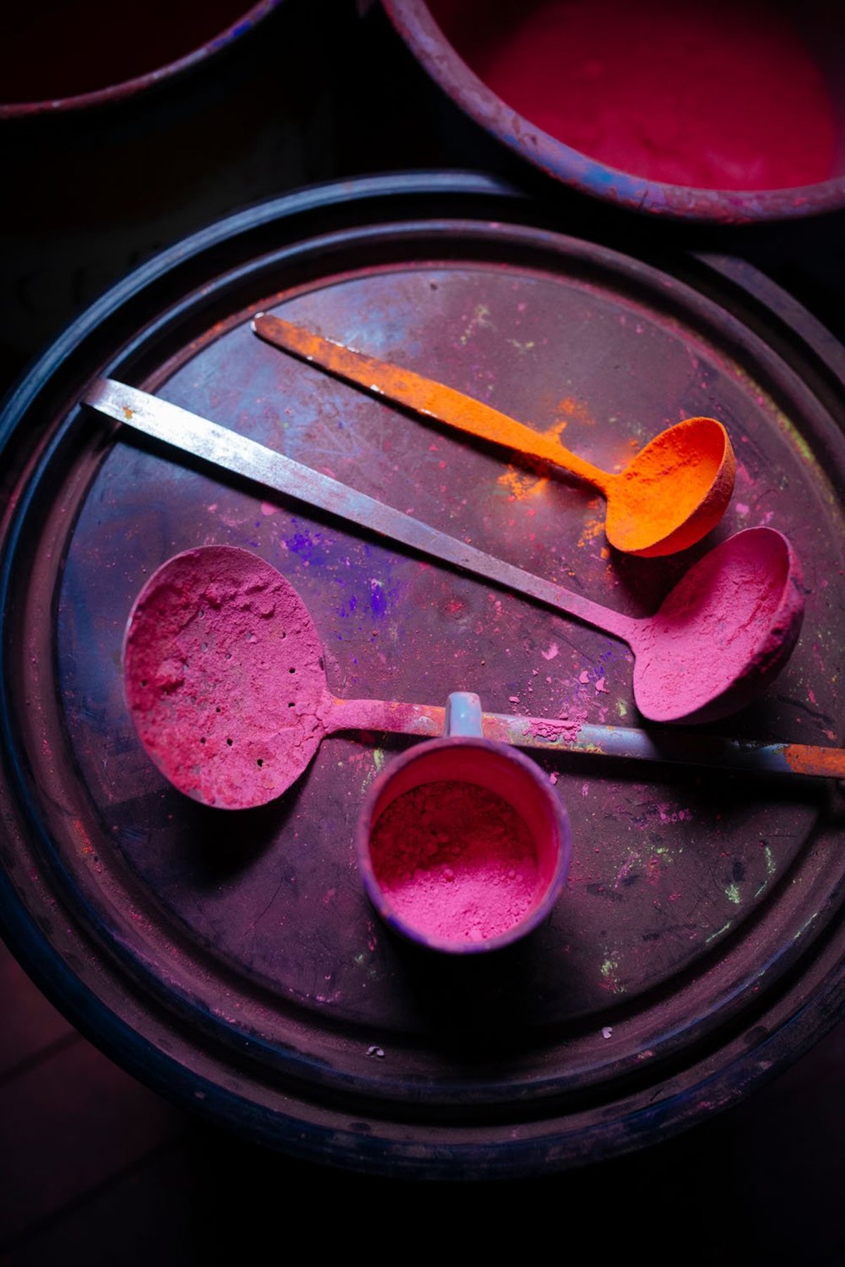 Katja Sebald und Ulrike Myrzik: Künstler innen. Häuser außen