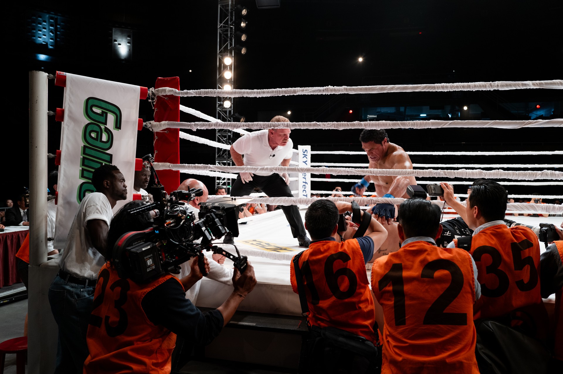 Bilder aus The Smashing Machine