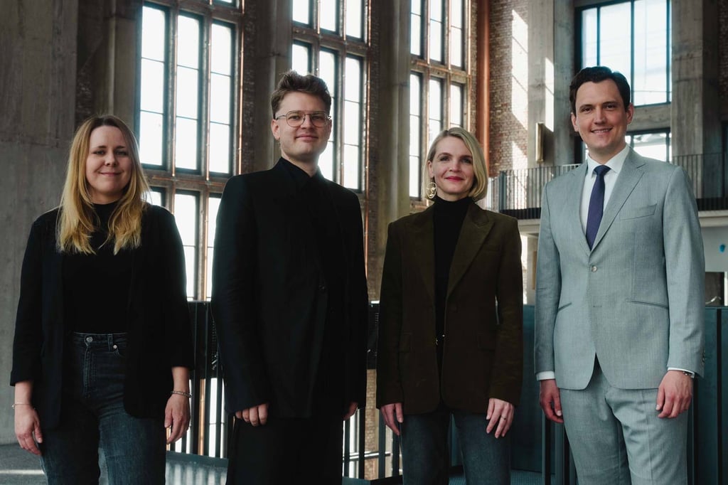 Das Kultur-Team: Mia Huppert (Head of Bergson Artists Management), Roman Sladek (Artistic Director und Managing Partner Bergson Kultur GmbH), Anna Schluifelder (Head of Artistic Operations Office), Maximilian Maier (Director of Programming & PR)