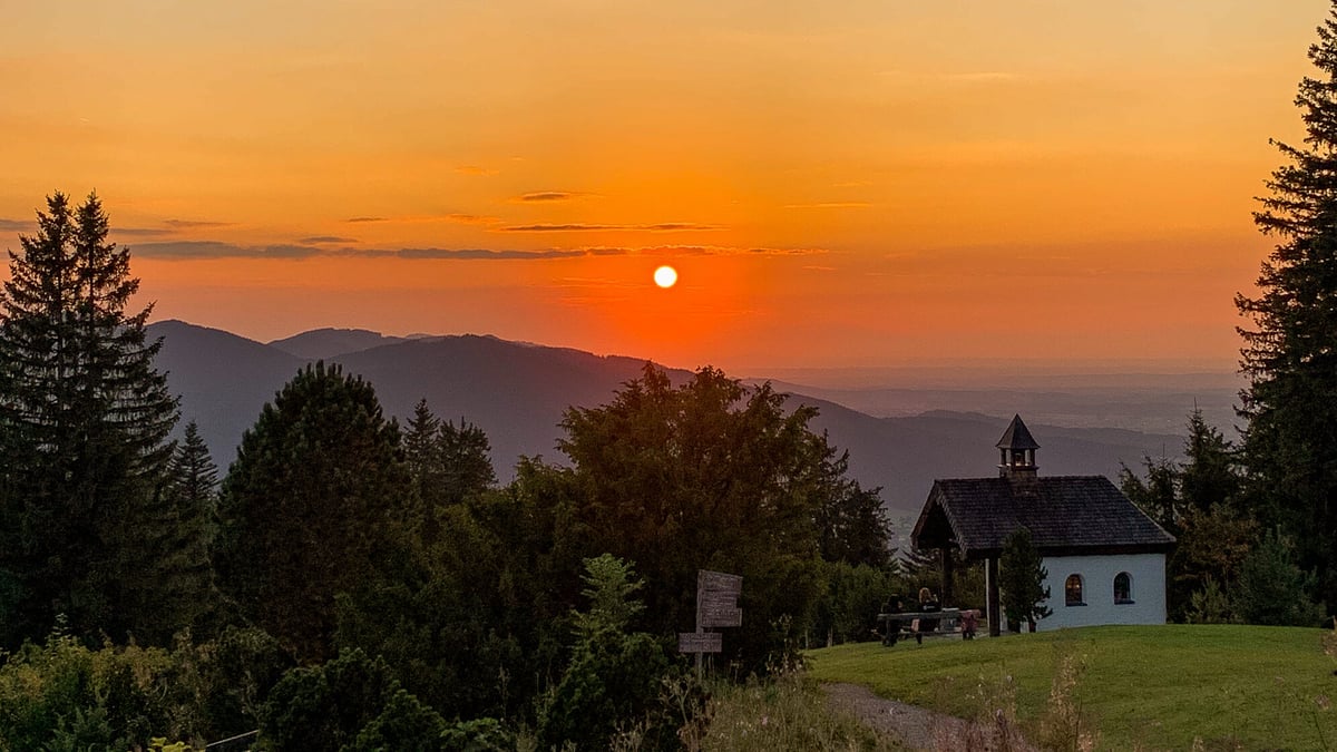 Sonnenuntergang München: auf der Neureuth