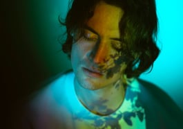 Saguru – Singersongwriter | Lange Nacht der Musik