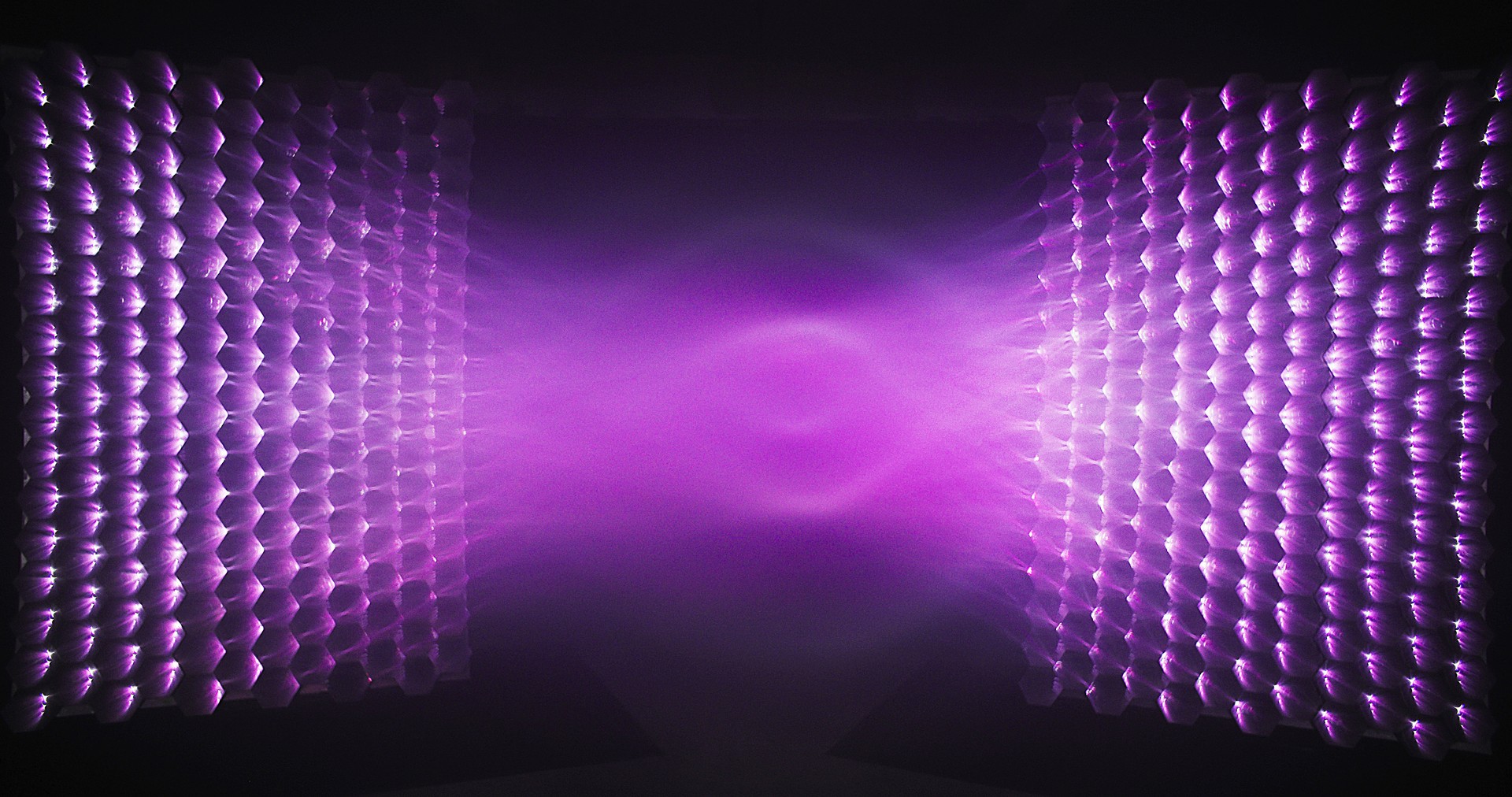 Bilder aus Tracing Light - Die Magie des Lichts