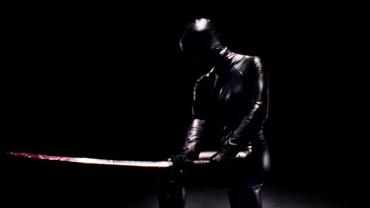 Reflection in a Dead Diamond