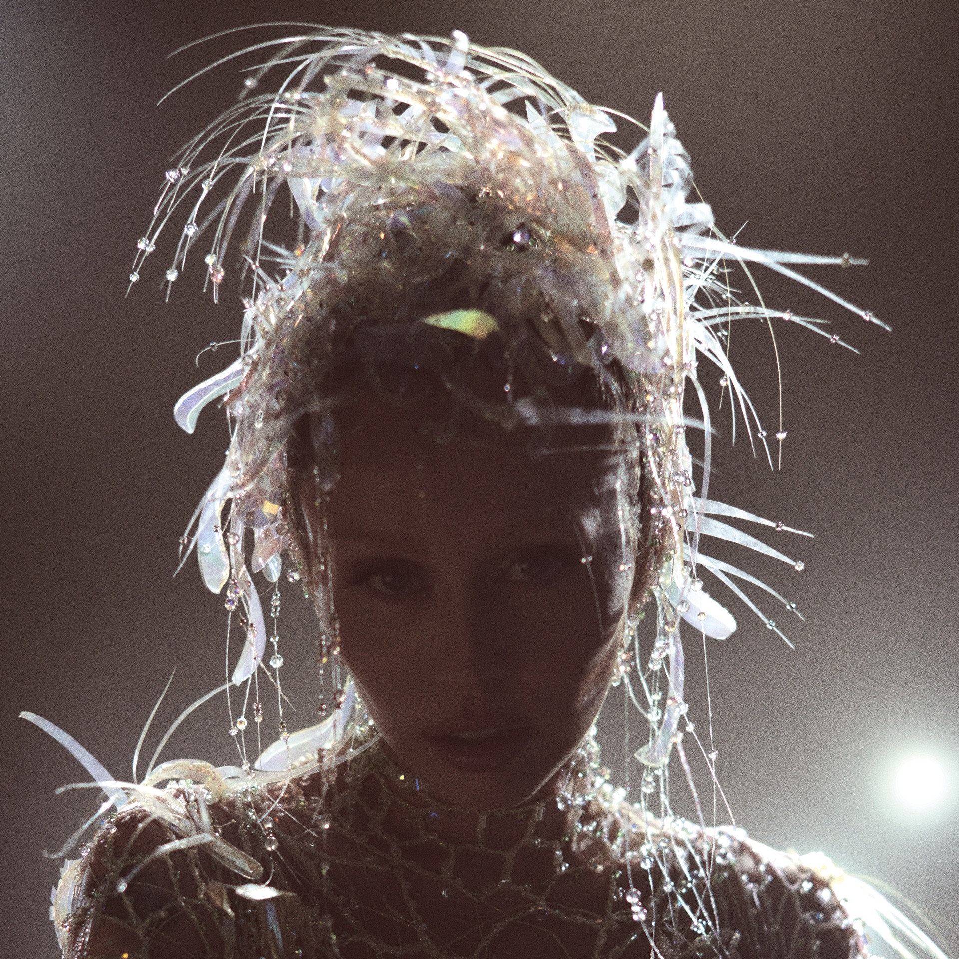 Bilder aus Miley Cyrus: Something Beautiful