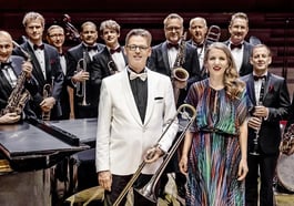 The Original Glenn Miller Orchestra & the Moonlight Serenaders – Swinging Christmas
