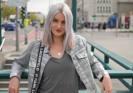 Julia Brandner – Calm your tits