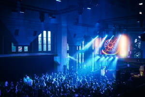 Silo West × Rote Sonne am 18.04. im Bergson