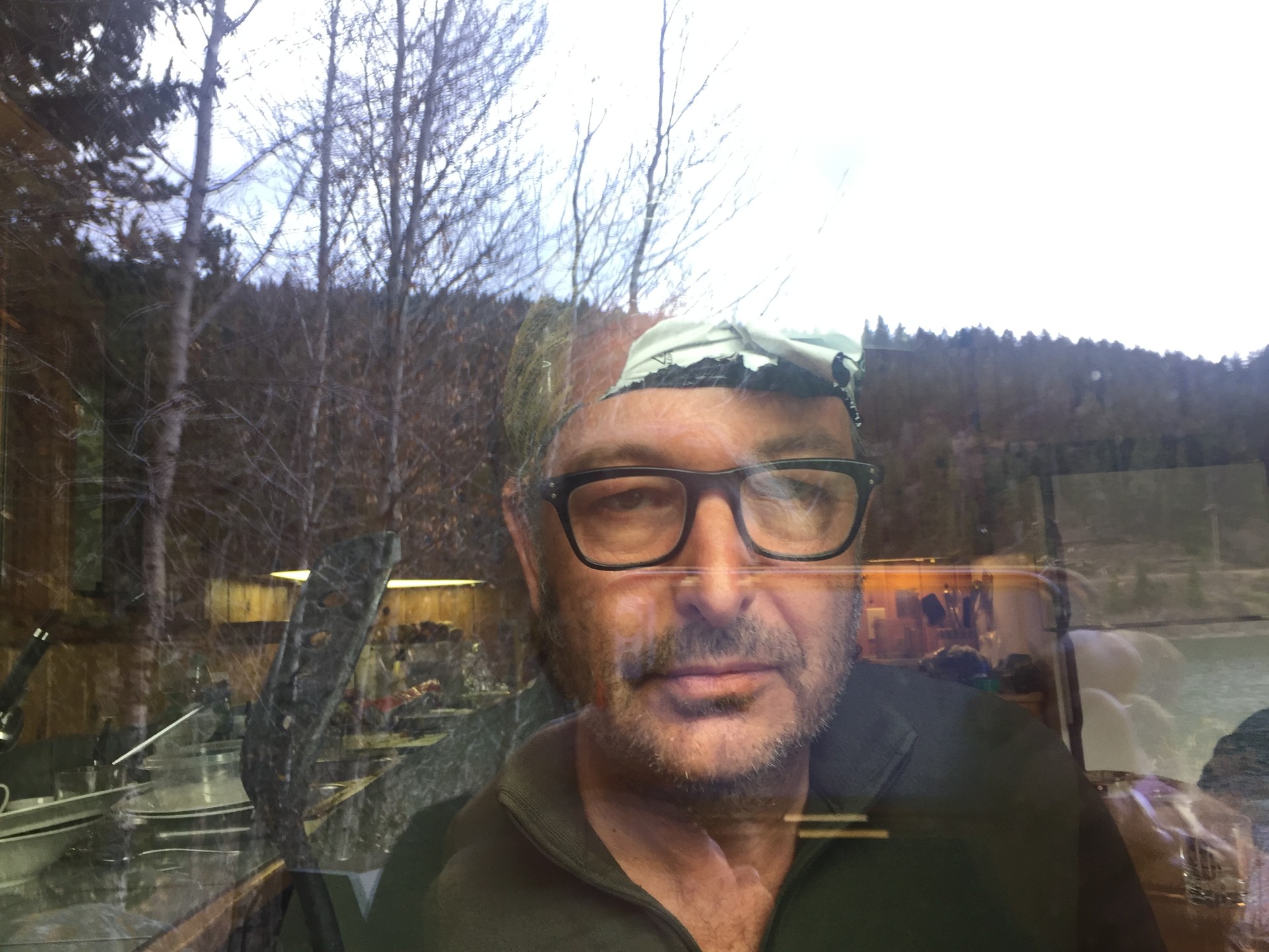 Bilder aus While The Green Grass Grows (Parts 1+6)