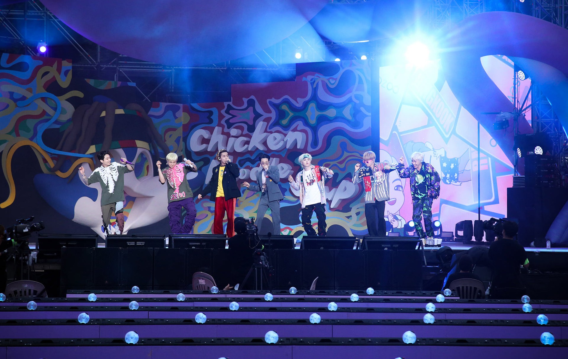 Bilder aus BTS Movie Weeks