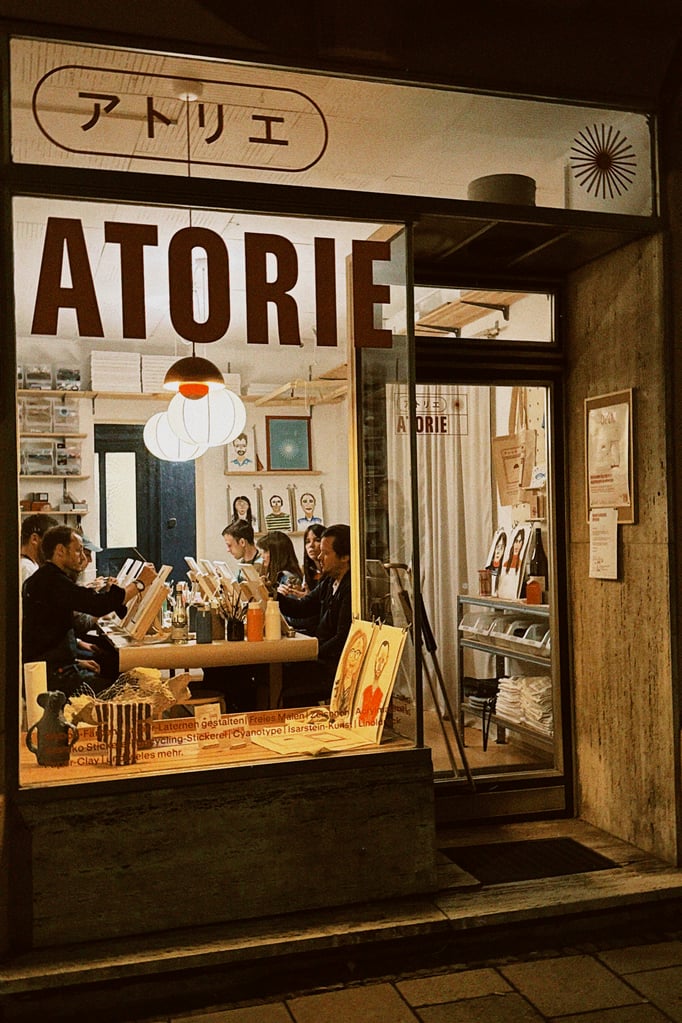 Perlenschmuck selber machen bei Atorie in der Maxvorstadt