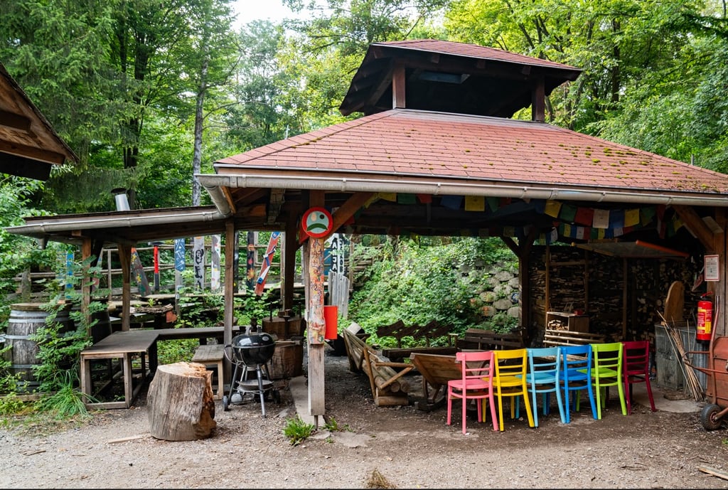 Abenteuerspielplatz München: Maulwurfshausen in Neuperlach